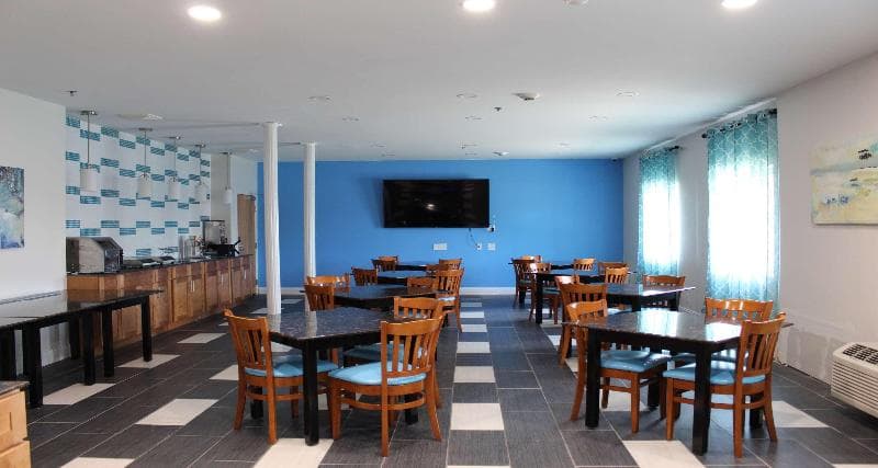 SureStay Plus by Best Western Niagara Falls East 3