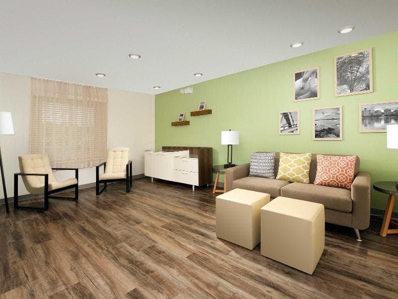 Extended Stay America Select Suites Orlando Airport 3