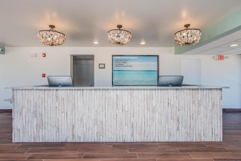 Bikini Beach Resort Motel 4