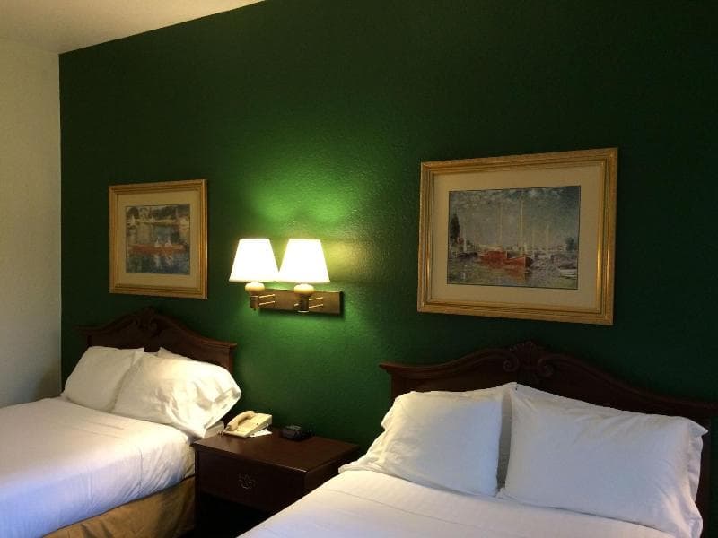 Ruskin Inn Tampa Sun City Center 4