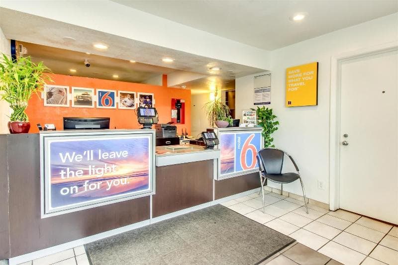 Motel 6 Venice 3