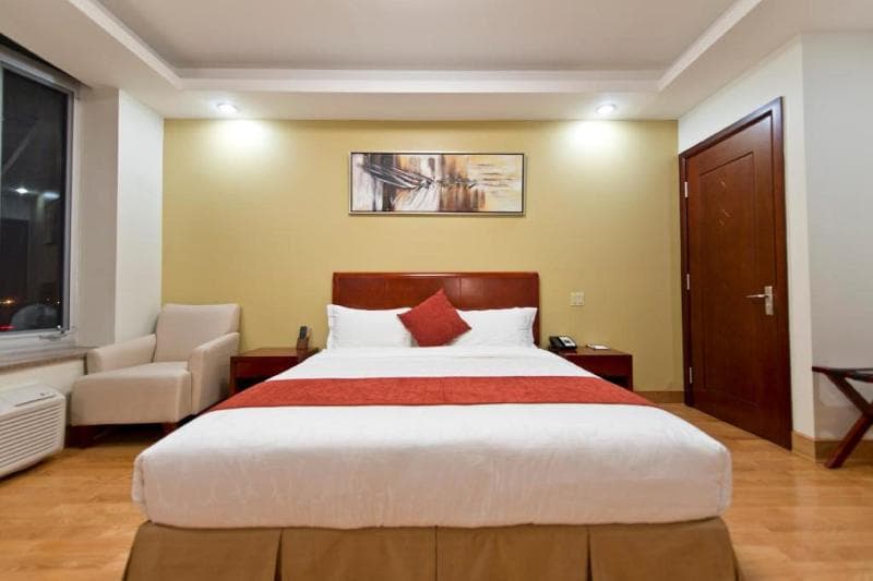 Asiatic Hotel By Laguardia Airport 4