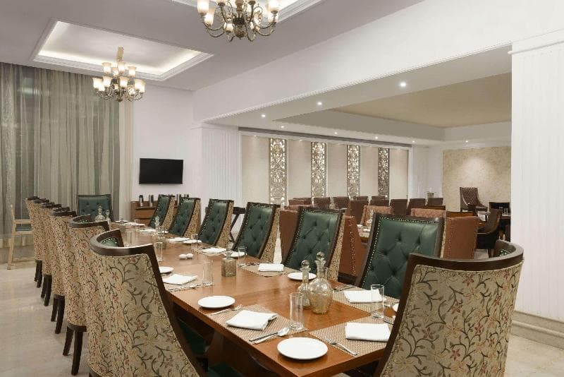 Ramada Plaza By Wyndham Chandigarh Zirakpur 4