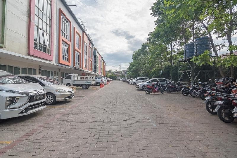 Reddoorz Apartment@The Suites Metro Soekarno Hatta 3