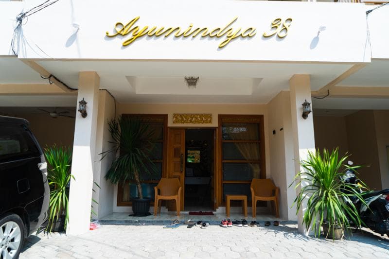 Reddoorz Near Cipinang Indah Mall 5