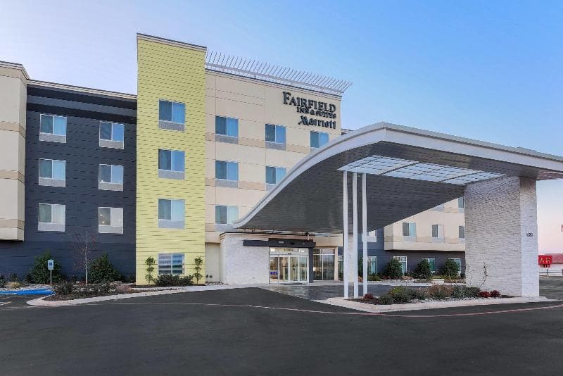 Fairfield Inn & Suites Wichita Falls Northwest 4