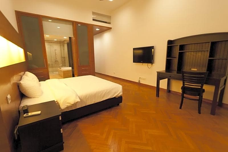 Profolio Straits Quay 3