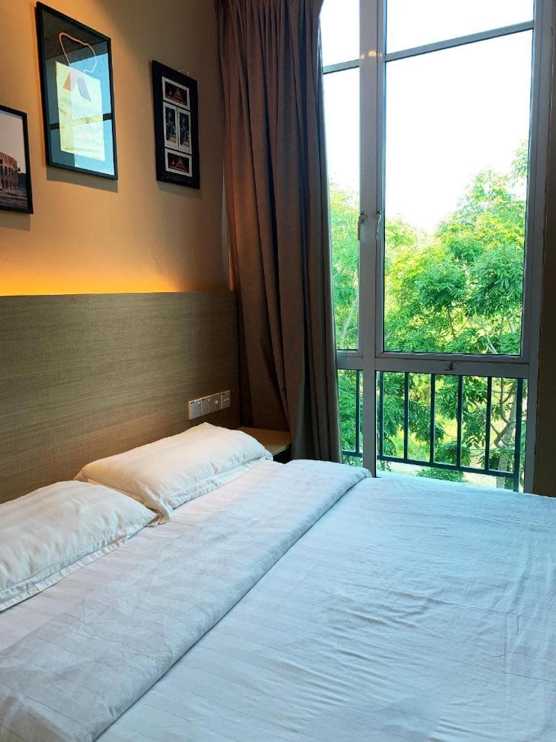91 Street Boutique Inn 3