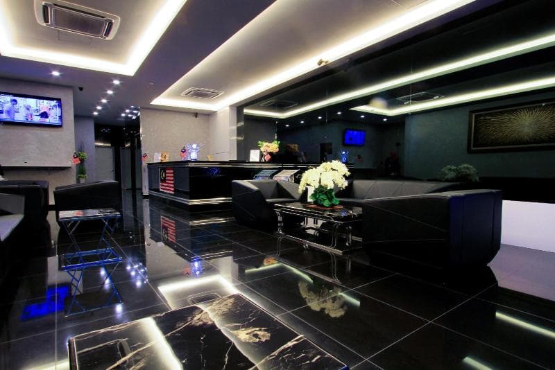 J Suites Hotel 2