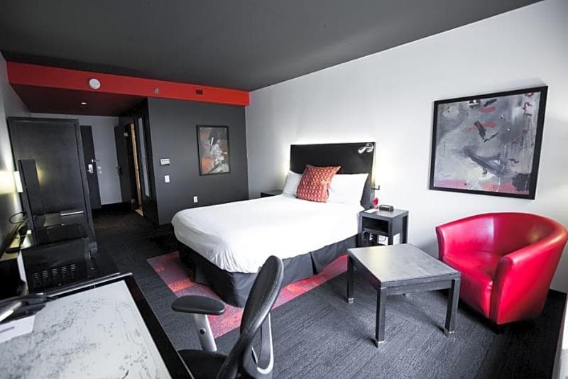 Grand Times Hotel Quebec City Airport 4