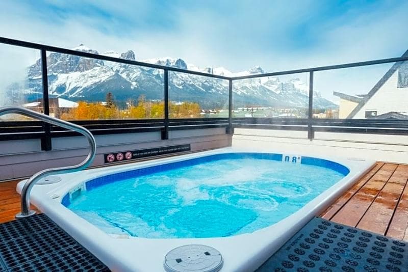 Basecamp Resorts Canmore photo 1