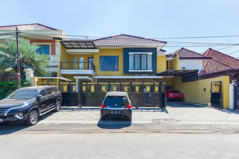 Reddoorz Syariah Near Marvell City Mall 2 5