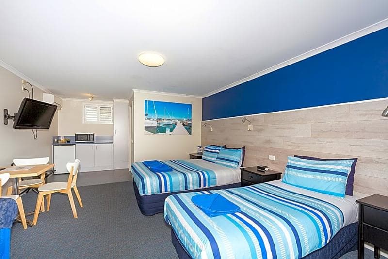 Apollo Bay Waterfront Motor Inn 3