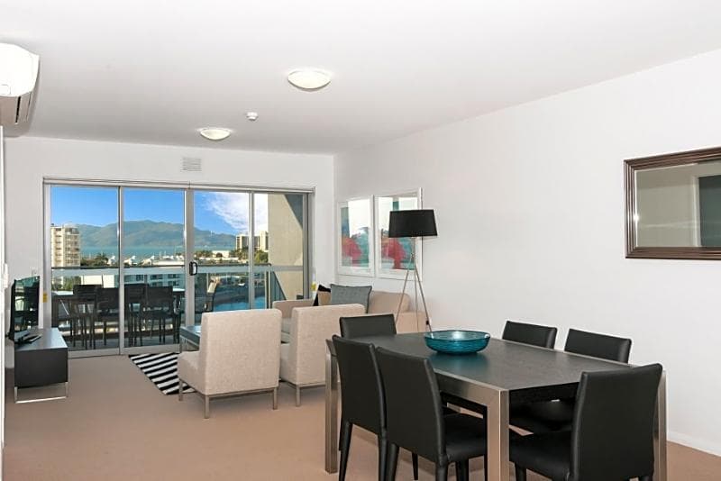 Allure Hotel & Apartments 4