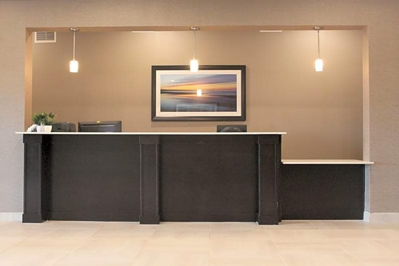 Meridian Inn & Suites 4