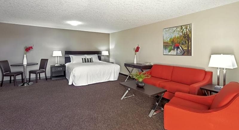 Royal Lodge Motel main
