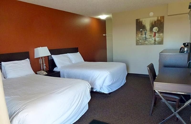 Royal Lodge Motel 5