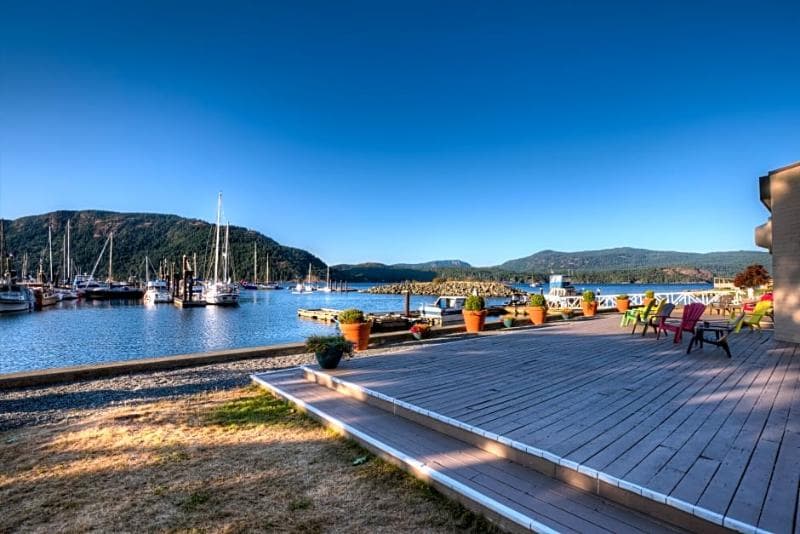 Oceanfront Suites At Cowichan Bay photo 1