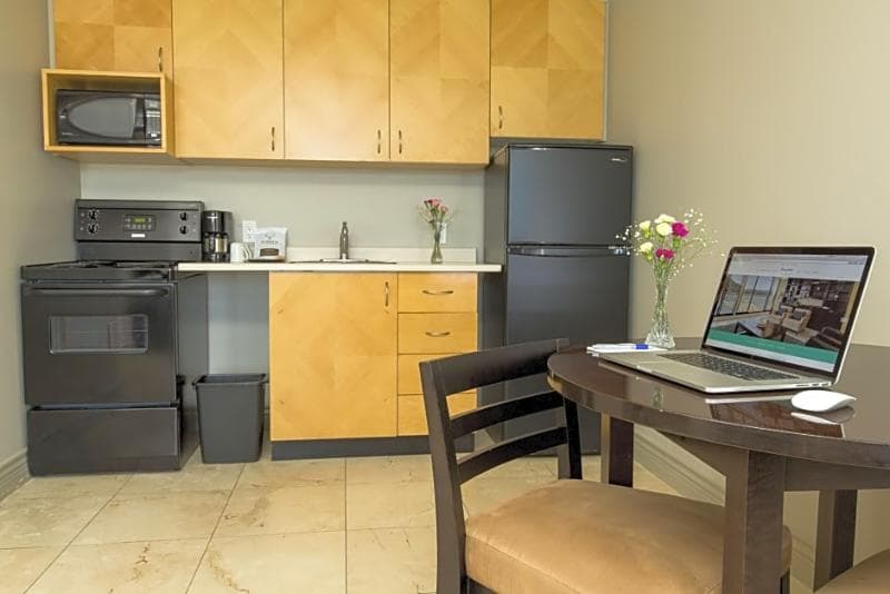 Oceanfront Suites At Cowichan Bay 4