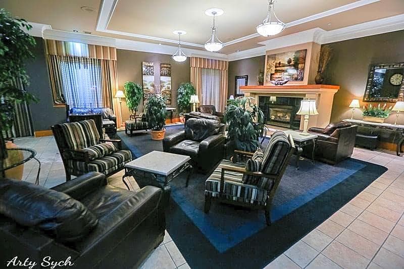 The Glenmore Inn & Convention Centre 1