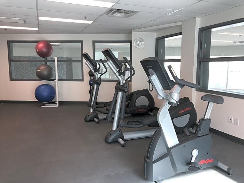 The Grand Winnipeg Airport Hotel photo 1