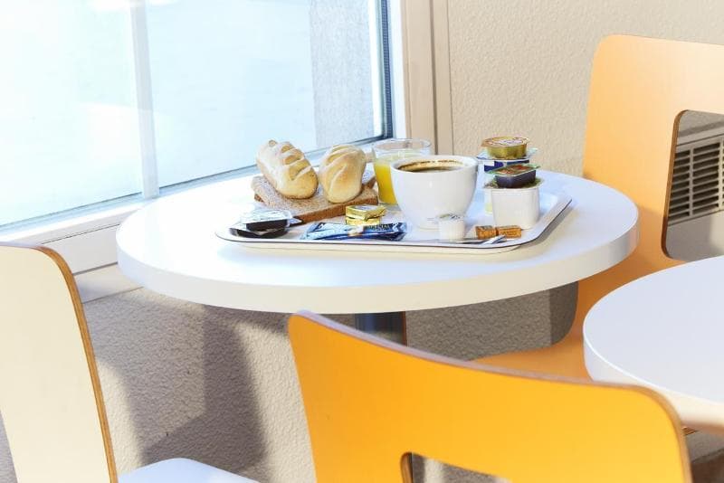 Hotel Première Classe Paris Ouest - Pont De Suresnes photo 1
