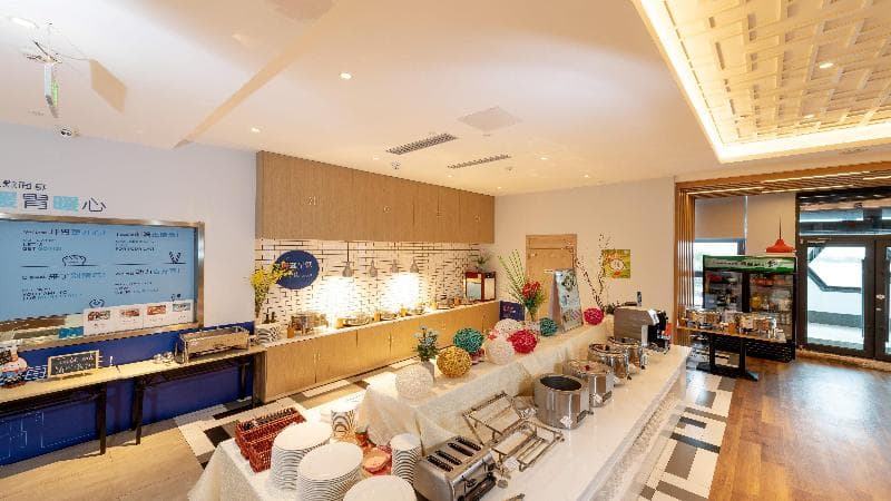 Holiday Inn Express Linyi Riverside 2