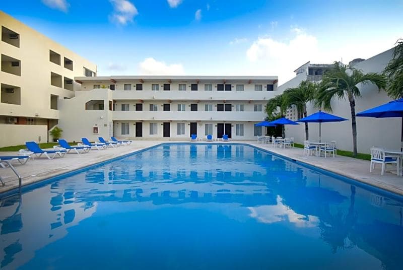 Hotel Bonampak 2