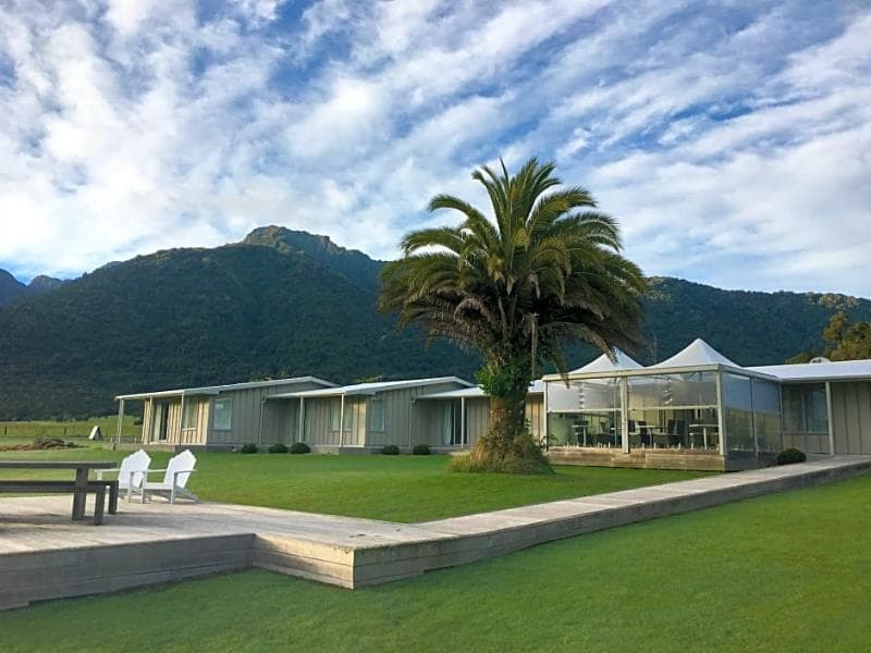 Franz Josef Oasis (Adults Only) 5