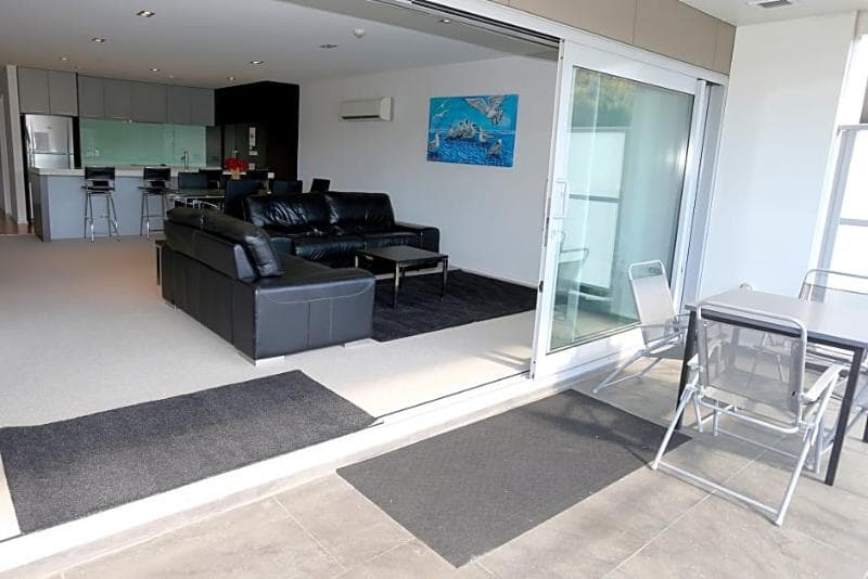 Picton Waterfront Luxury Apartments 5
