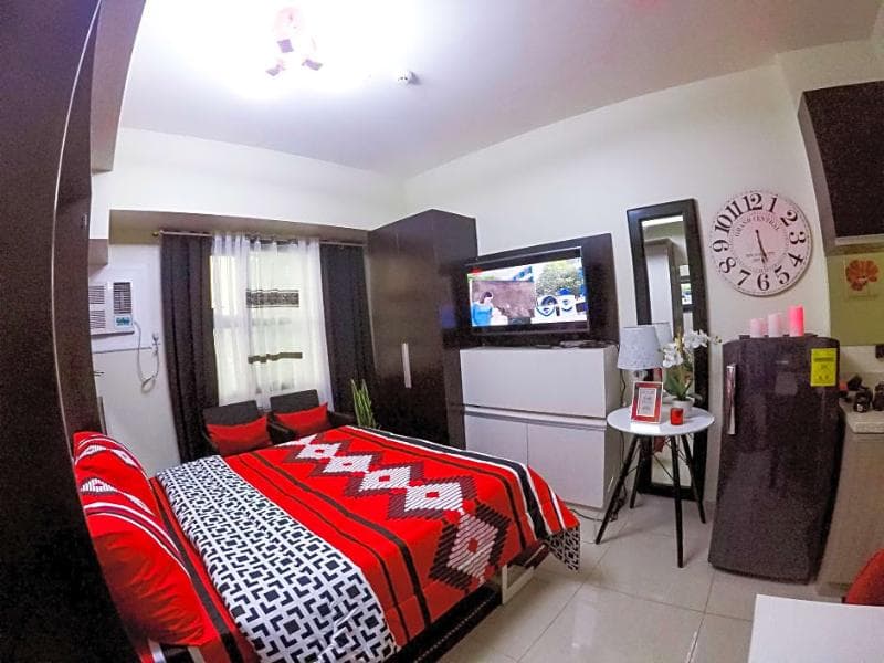 Studio Condo At Horizons 101 main