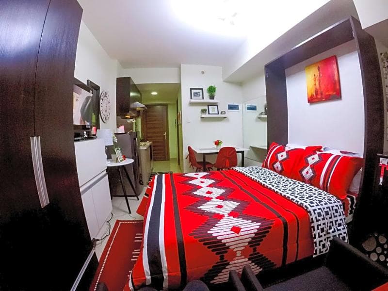 Studio Condo At Horizons 101 photo 1
