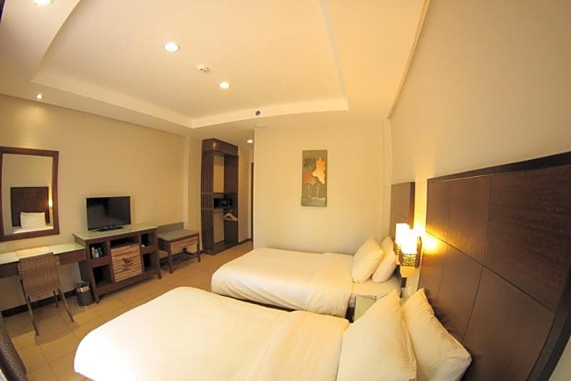 Mo2 Westown Lagoon Coron 4