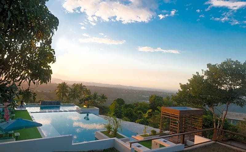 Ultra Winds Mountain Resort 5