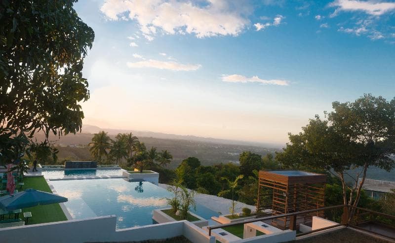 Ultra Winds Mountain Resort 3