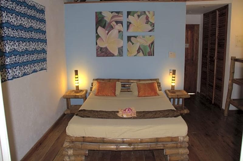 Tepanee Beach Resort 4