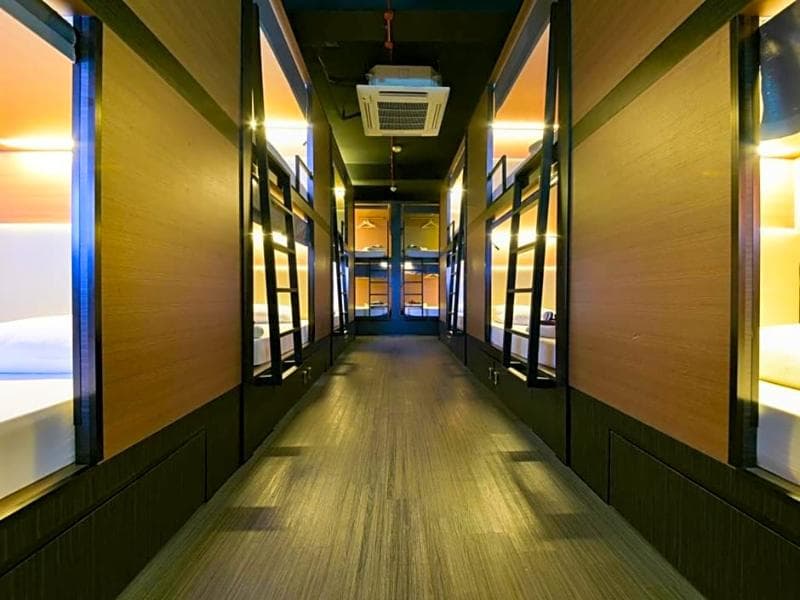 Chic Capsule Otel (Adults Only) 5