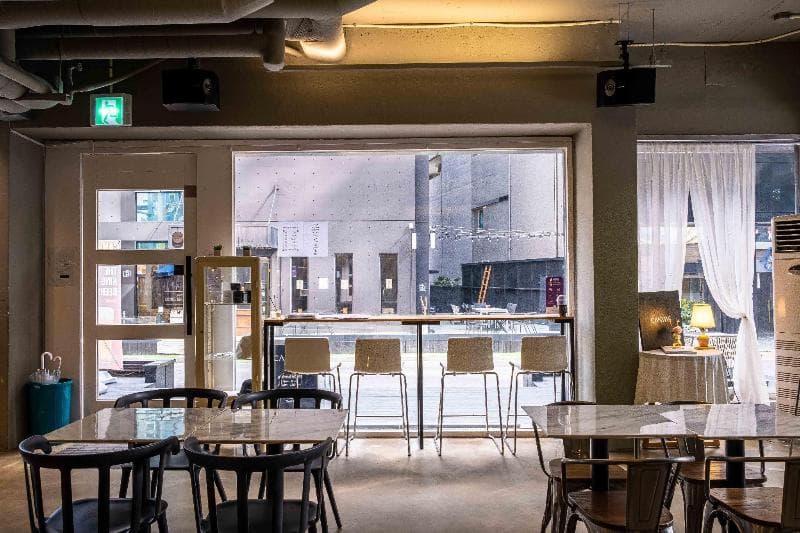 Canvas Hostel (Adults Only) 4