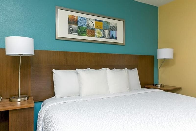 Fairfield Inn & Suites Kansas City Lee's Summit photo 1