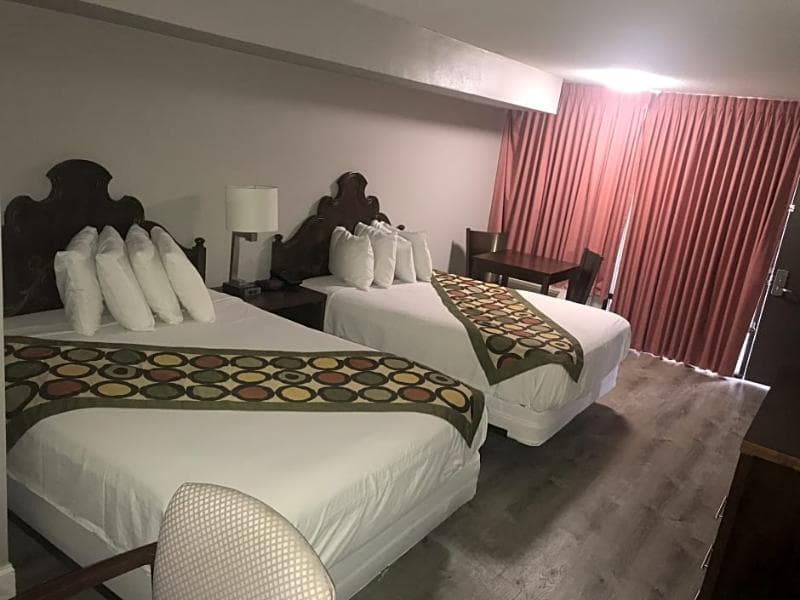 Alamar Resort Inn 2