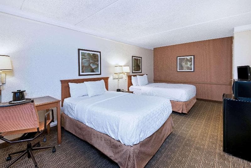 La Quinta Inn San Antonio I-35 N at Rittiman Road 3