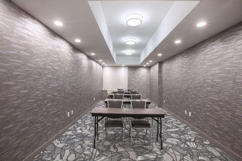 La Quinta Inn & Suites by Wyndham Kingsville photo 1