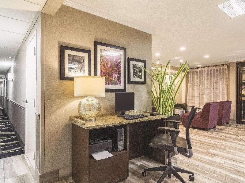 Wingate By Wyndham Brunswick Ga / I-95 photo 1