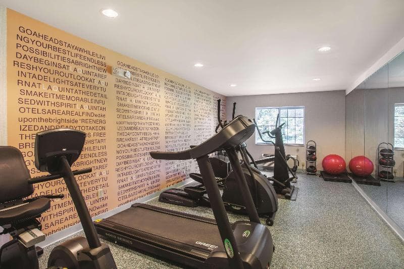 La Quinta Inn by Wyndham Richmond South 2