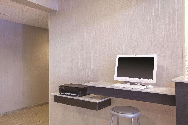 La Quinta Inn by Wyndham Richmond South photo 1