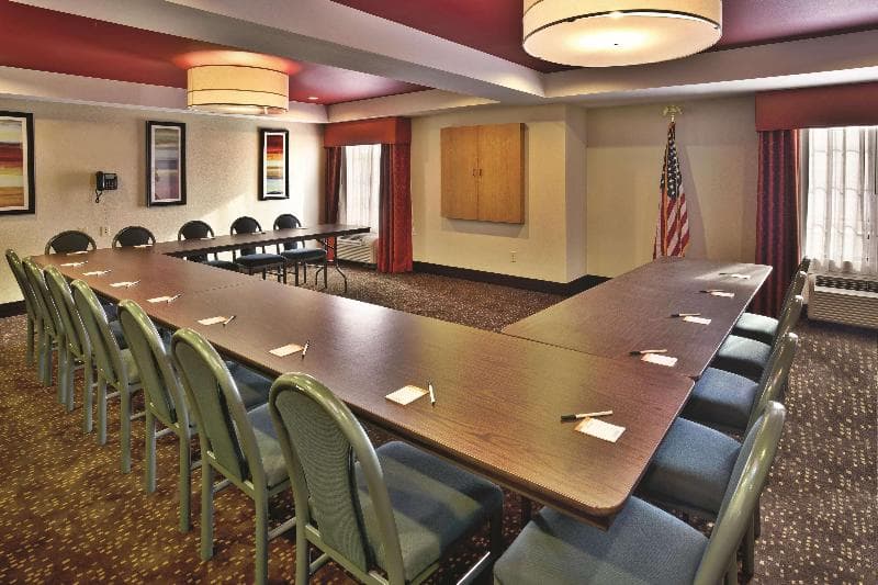 La Quinta Inn & Suites Summersville/New River National Park main