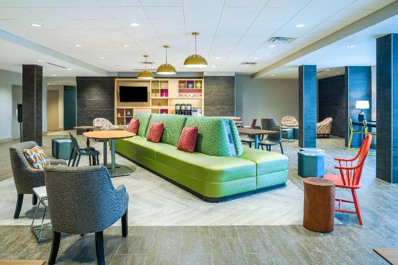 Home2 Suites by Hilton Brunswick, GA 3