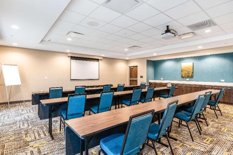 Hampton Inn Batesville photo 1