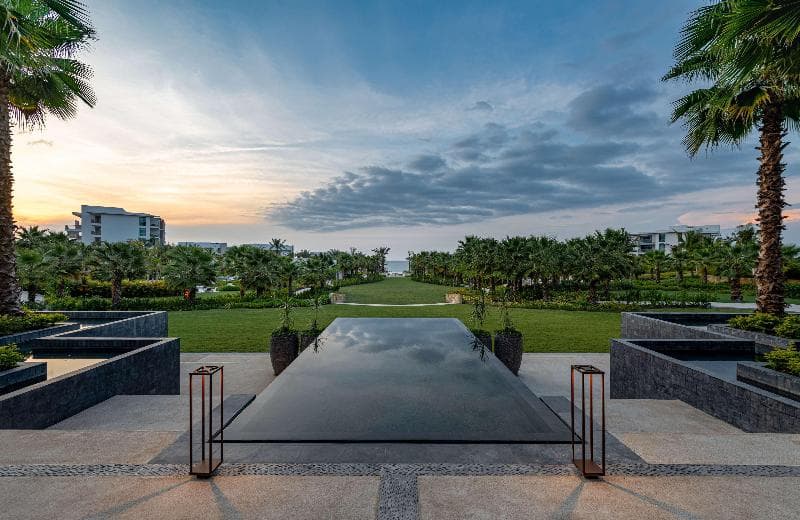 Conrad Punta de Mita 2