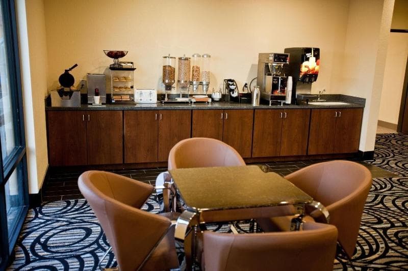 Americas Best Value Inn Roosevelt Ballard 3